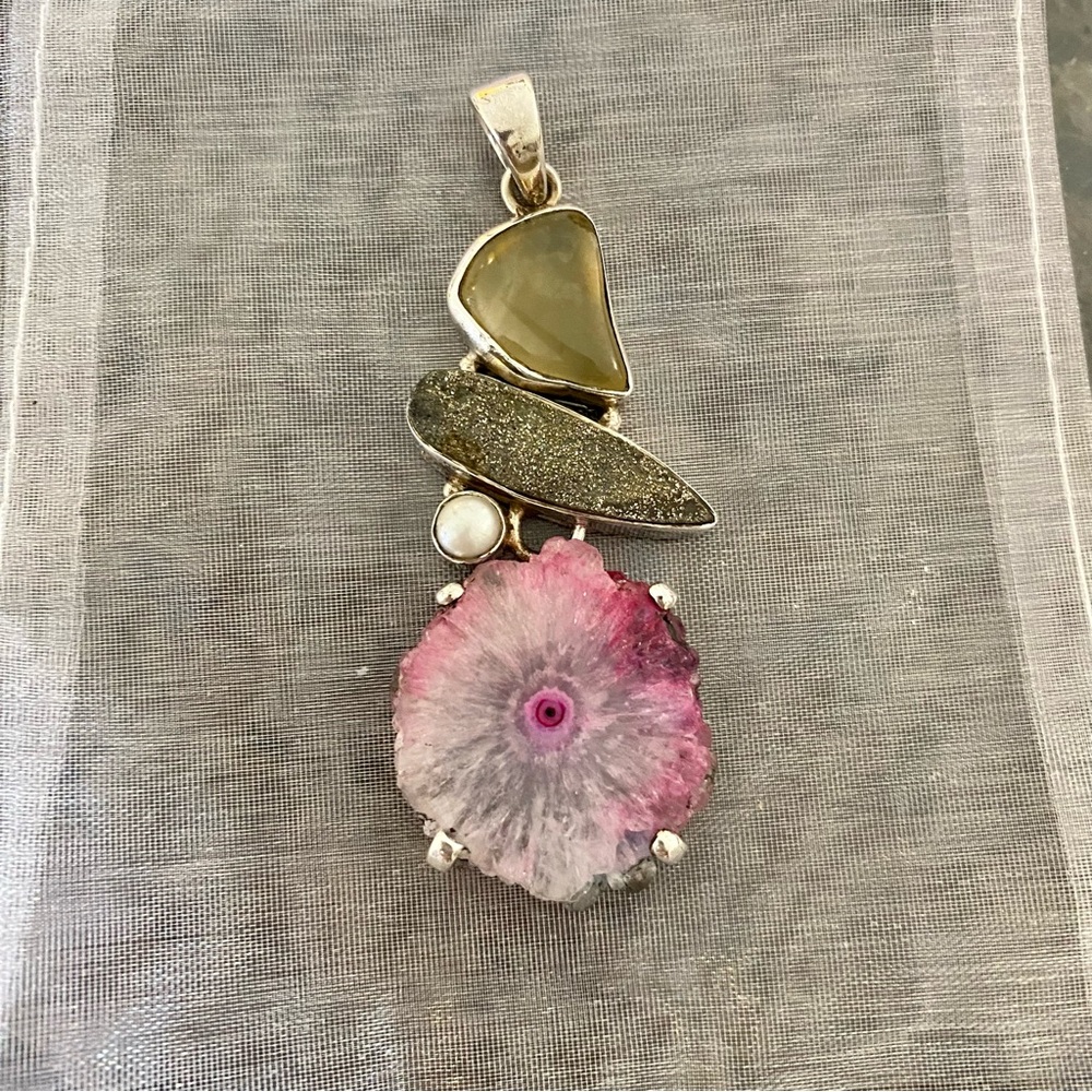 Silver pendant with Pink Druzy, pearl, pyrite and agate.